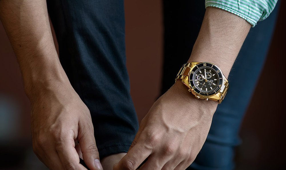 手表皮带太长（皮带打孔）让你的手表更贴合你的腕间